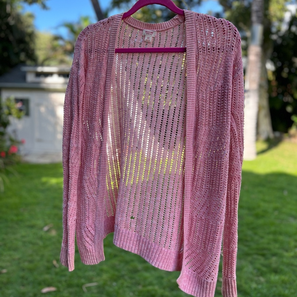 Pink sweater - small